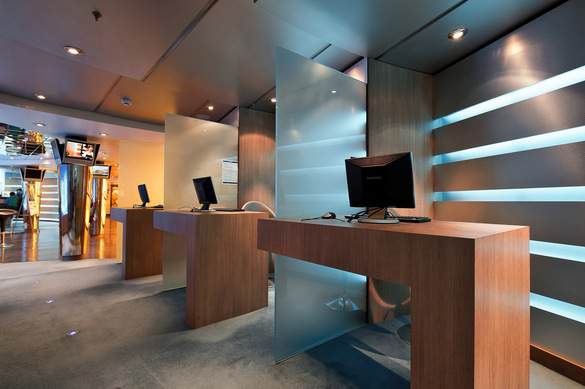 MSC Cruises, MSC Musica, Cyber Cafe 3, Copyrights - MSC Rights.jpg